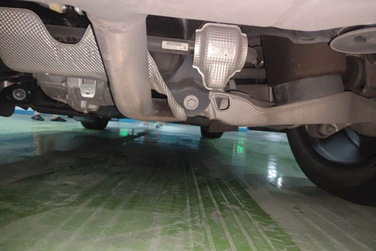 Used Land Rover Defender 2024 110 3.0T P400 X-DYNAMIC HSE Chassis Rear