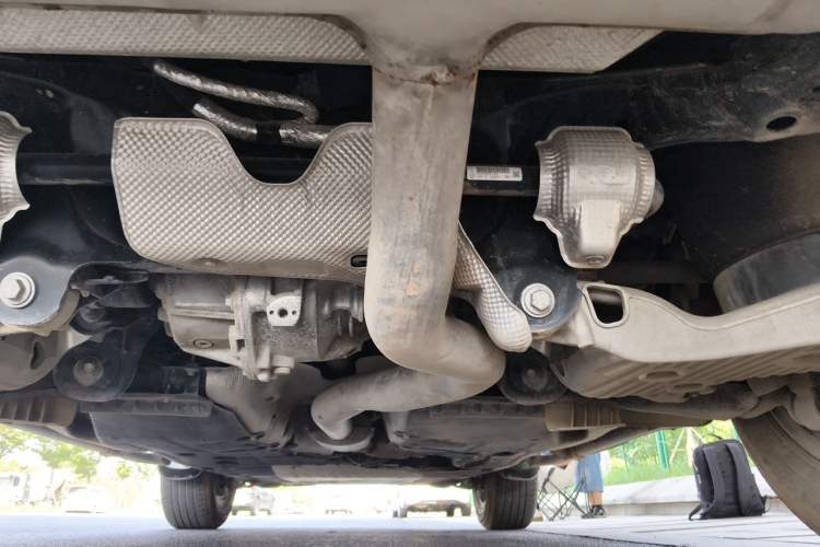 Used Land Rover Defender 2024 110 3.0T P400 X-DYNAMIC HSE Chassis Rear
