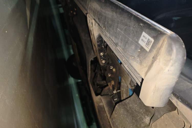 Used Land Rover Defender 2024 110 3.0T P400 X-DYNAMIC HSE Chassis Rear Left