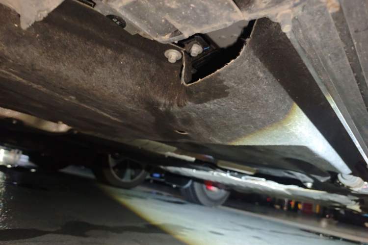 Used Land Rover Defender 2024 110 3.0T P400 Dark Edition Chassis Rear Right