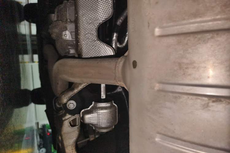 Used Land Rover Defender 2024 110 3.0T P400 Dark Edition Chassis Rear