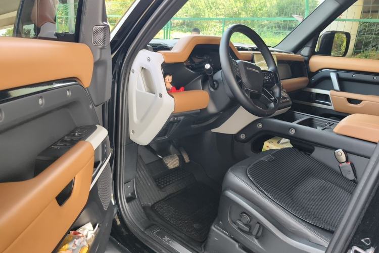 Used Land Rover Defender 2024 110 3.0T P400 X-DYNAMIC HSE Driver Seat