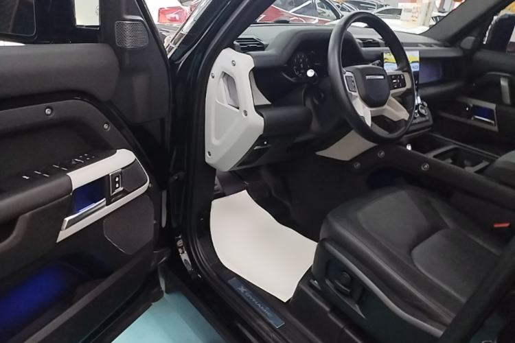Used Land Rover Defender 2024 110 3.0T P400 X-DYNAMIC HSE Driver Seat