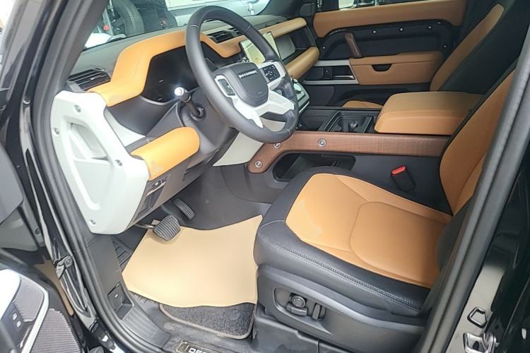 Used Land Rover Defender 2024 110 3.0T P400 X-DYNAMIC HSE Driver Seat