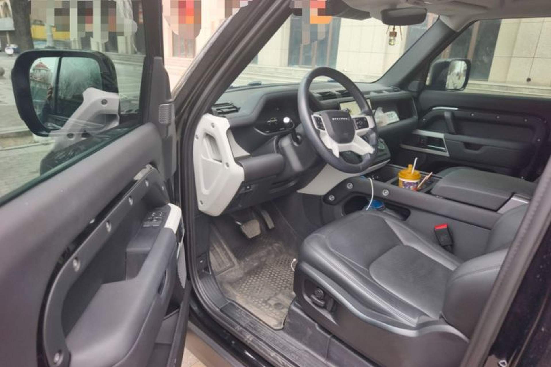 Used Land Rover Defender 2024 90 2.0T P300 S Driver Seat