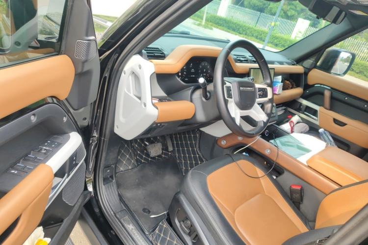 Used Land Rover Defender 2024 110 3.0T P400 X-DYNAMIC HSE Driver Seat