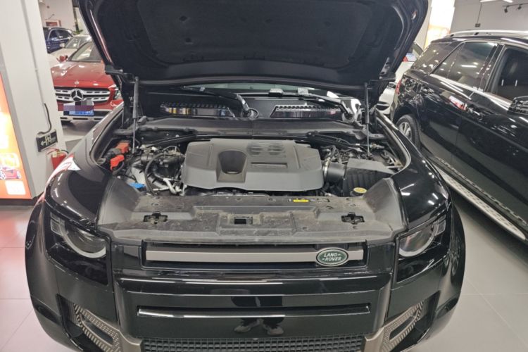 Used Land Rover Defender 2024 110 3.0T P400 X-DYNAMIC HSE Engine Bay