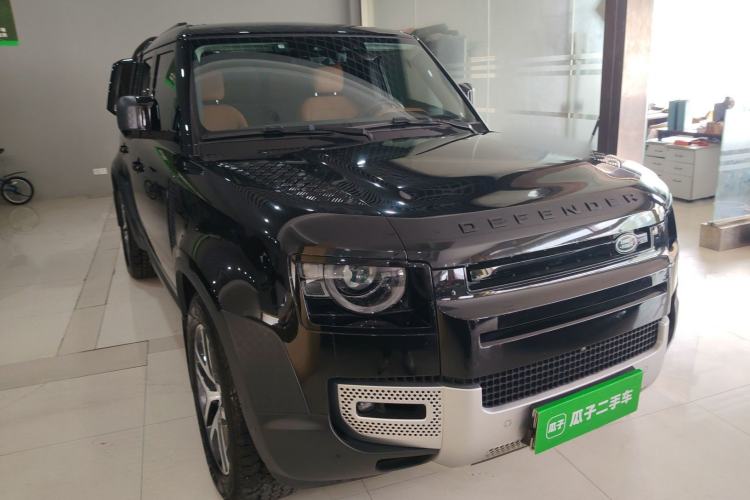 Used Land Rover Defender 2024 110 3.0T P400 Dark Edition Exterior 1