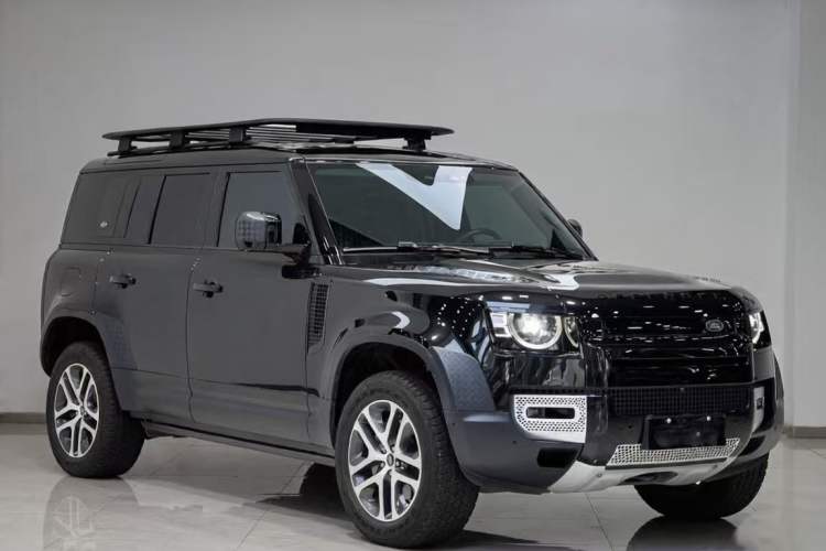 Used Land Rover Defender 2024 110 3.0T P400 Dark Edition Exterior 2