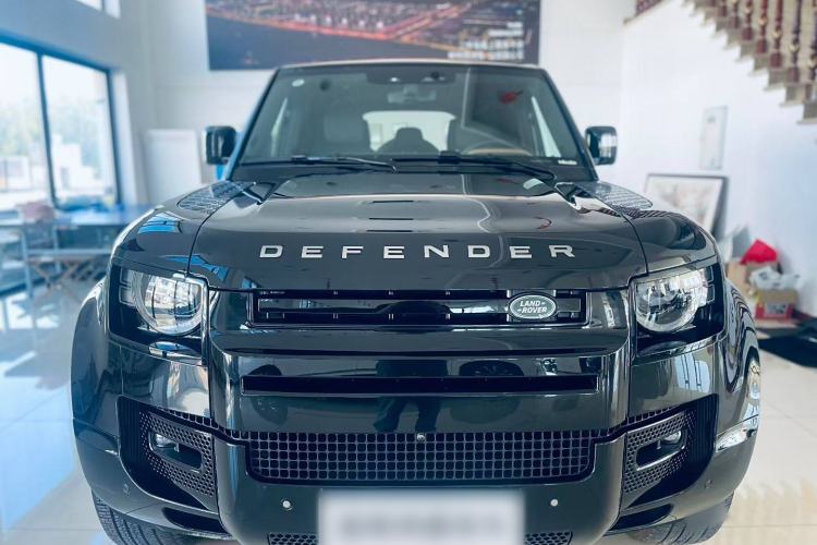 Used Land Rover Defender 2024 110 3.0T P400 X-DYNAMIC HSE Exterior 3