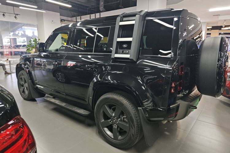 Used Land Rover Defender 2024 110 3.0T P400 X-DYNAMIC HSE Exterior 3