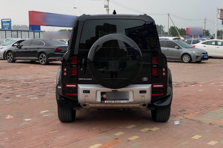 Used Land Rover Defender 2024 110 3.0T P400 XS Exterior 3