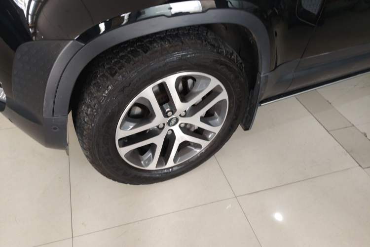 Used Land Rover Defender 2024 110 3.0T P400 Dark Edition Exterior 4