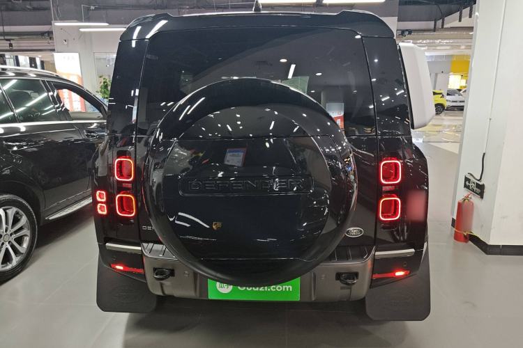 Used Land Rover Defender 2024 110 3.0T P400 X-DYNAMIC HSE Exterior 4