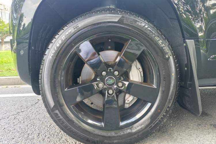Used Land Rover Defender 2024 90 3.0T P400 HSE Exterior 6