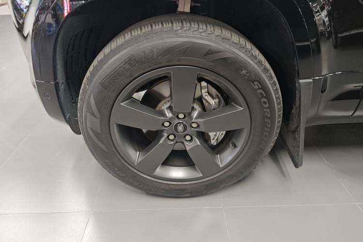 Used Land Rover Defender 2024 110 3.0T P400 X-DYNAMIC HSE Exterior 7