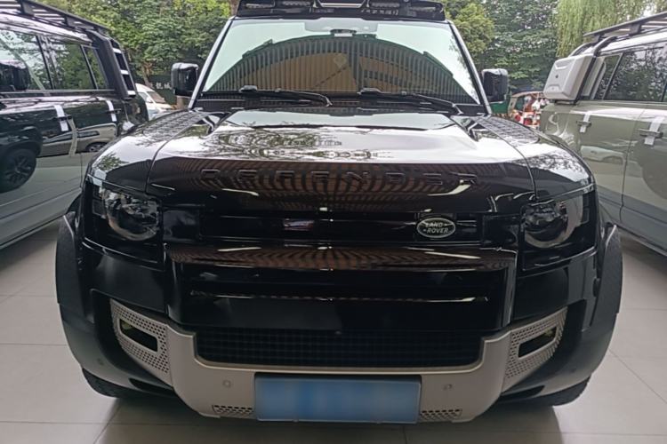 Used Land Rover Defender 2024 110 3.0T P400 Dark Edition Front