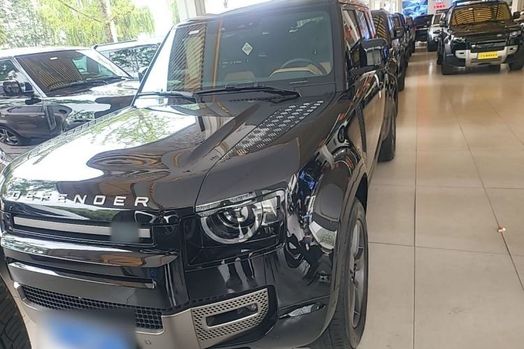 Used Land Rover Defender 2024 110 3.0T P400 X-DYNAMIC HSE Front