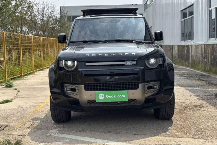 Used Land Rover Defender 2024 110 3.0T P400 X-DYNAMIC HSE Front