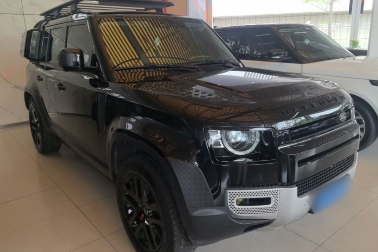 Used Land Rover Defender 2024 110 3.0T P400 Dark Edition Front Right 45 Deg