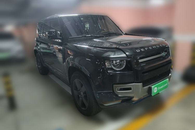 Used Land Rover Defender 2024 110 3.0T P400 X-DYNAMIC HSE Front Right 45 Deg