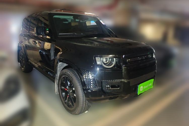 Used Land Rover Defender 2024 110 3.0T P400 Dark Edition Front Right 45 Deg