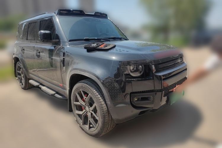 Used Land Rover Defender 2024 110 3.0T P400 Dark Edition Front Right 45 Deg