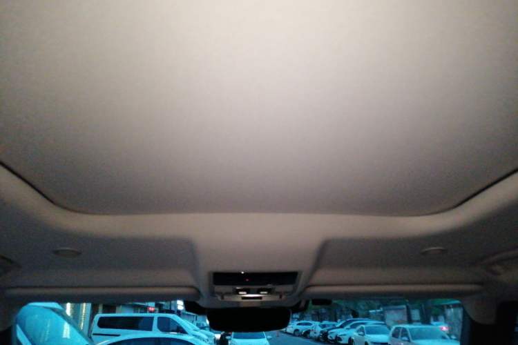 Used Land Rover Defender 2024 90 2.0T P300 S Headliner