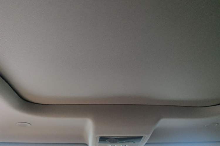 Used Land Rover Defender 2024 110 3.0T P400 Dark Edition Headliner