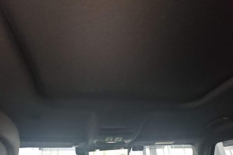 Used Land Rover Defender 2024 110 3.0T P400 X-DYNAMIC HSE Headliner