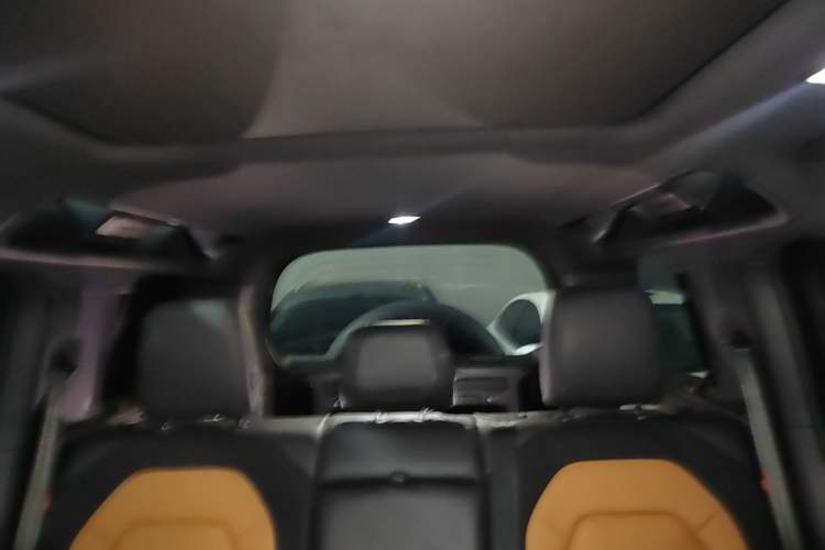 Used Land Rover Defender 2024 110 3.0T P400 X-DYNAMIC HSE Headliner