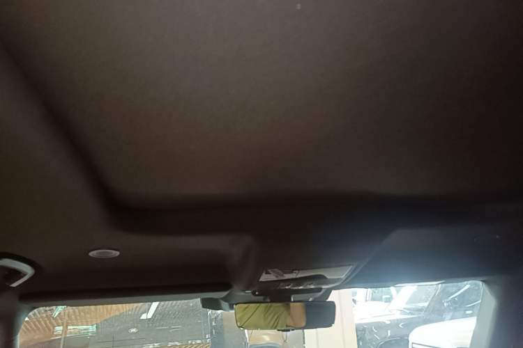 Used Land Rover Defender 2024 110 3.0T P400 X-DYNAMIC HSE Headliner