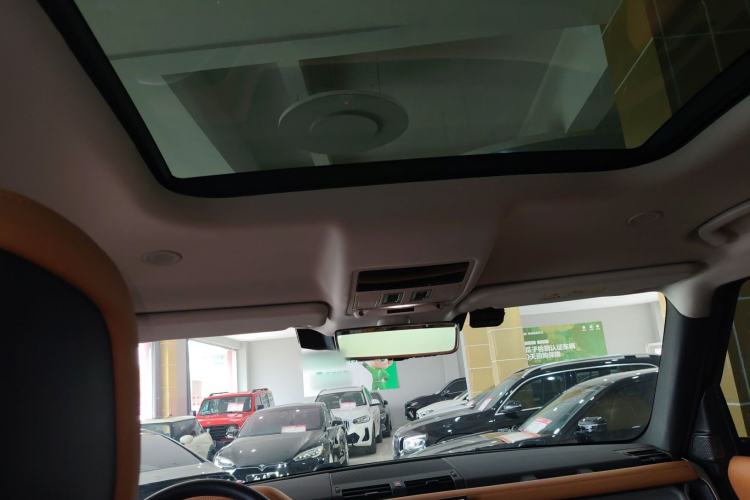 Used Land Rover Defender 2024 110 3.0T P400 Dark Edition Headliner