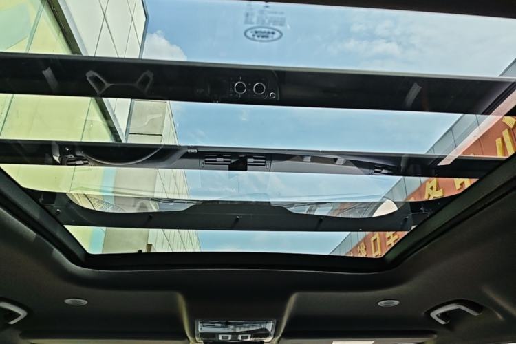 Used Land Rover Defender 2024 110 3.0T P400 X-DYNAMIC HSE Headliner
