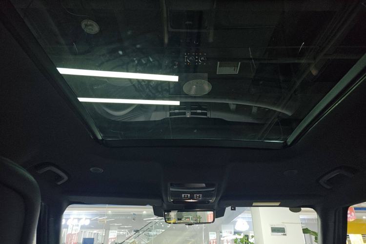 Used Land Rover Defender 2024 110 3.0T P400 X-DYNAMIC HSE Headliner