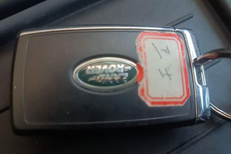 Used Land Rover Defender 2024 90 3.0T P400 HSE Interior 1