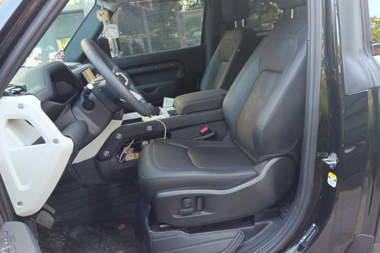 Used Land Rover Defender 2024 90 2.0T P300 S Left Front Seat