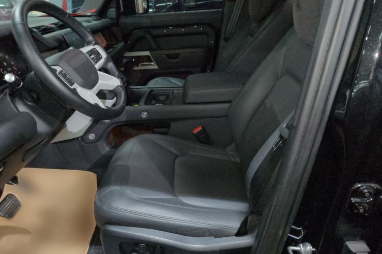 Used Land Rover Defender 2024 110 3.0T P400 XS Left Front Seat