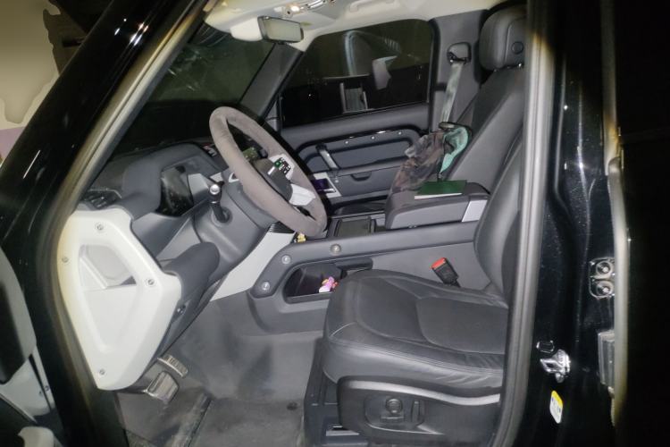 Used Land Rover Defender 2024 110 3.0T P400 XS Left Front Seat