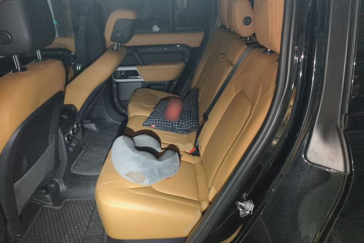 Used Land Rover Defender 2024 110 3.0T P400 Dark Edition Left Rear Seat