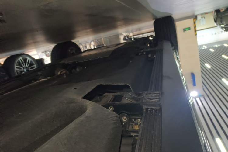Used Land Rover Defender 2024 110 3.0T P400 XS Left Side Sill