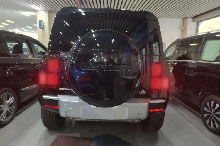 Used Land Rover Defender 2024 110 3.0T P400 XS Rear