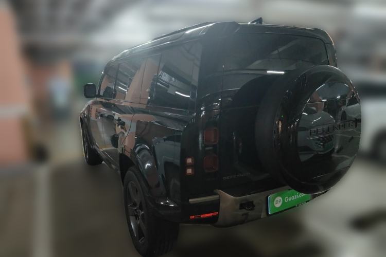 Used Land Rover Defender 2024 110 3.0T P400 X-DYNAMIC HSE Rear Left 45 Deg