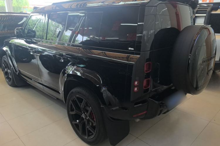 Used Land Rover Defender 2024 110 3.0T P400 X-DYNAMIC HSE Rear Left 45 Deg