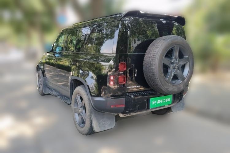 Used Land Rover Defender 2024 90 3.0T P400 HSE Rear Left 45 Deg