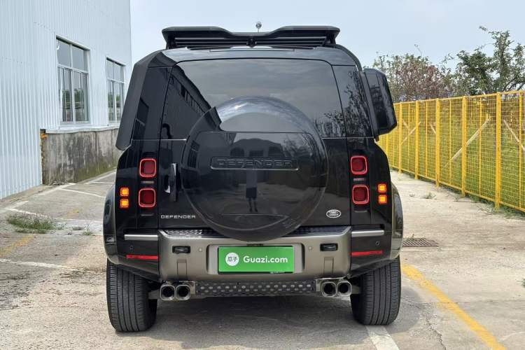 Used Land Rover Defender 2024 110 3.0T P400 X-DYNAMIC HSE Rear