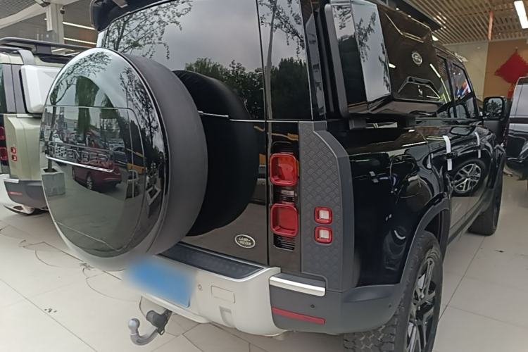 Used Land Rover Defender 2024 110 3.0T P400 Dark Edition Rear Right 45 Deg