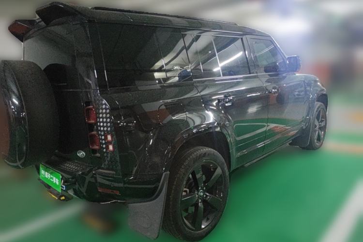 Used Land Rover Defender 2024 110 3.0T P400 X-DYNAMIC HSE Rear Right 45 Deg