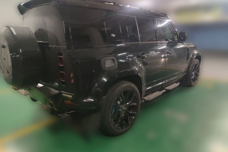 Used Land Rover Defender 2024 110 3.0T P400 X-DYNAMIC HSE Rear Right 45 Deg