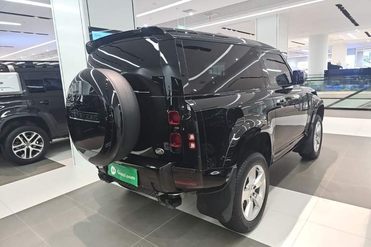 Used Land Rover Defender 2024 90 3.0T P400 HSE Rear Right 45 Deg